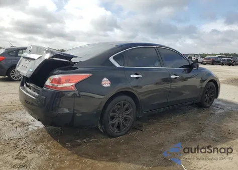 2014 Nissan Altima 2.5 from USA, damaged, VIN 1N4AL3AP1EN364341